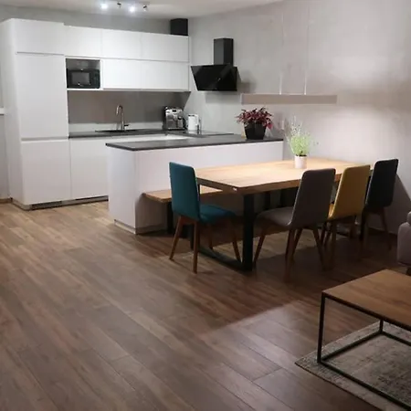 Veritas House 公寓 米库洛夫
