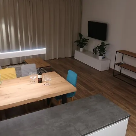 Veritas House 公寓 米库洛夫